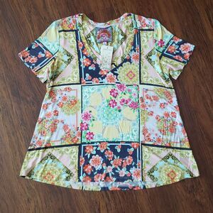 Johnny Was Tropical Bohemian Chic Edgy Feminine Floral Trendy Bamboo Top Size M